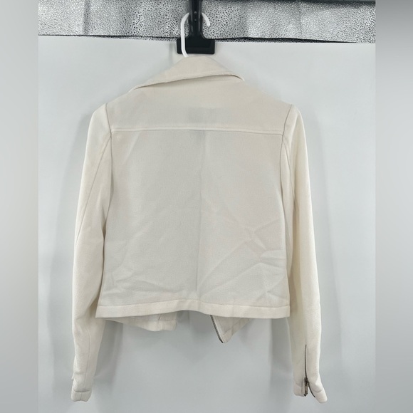 Forever 21 white asymetrical jacket full zip size S - Picture 2 of 7